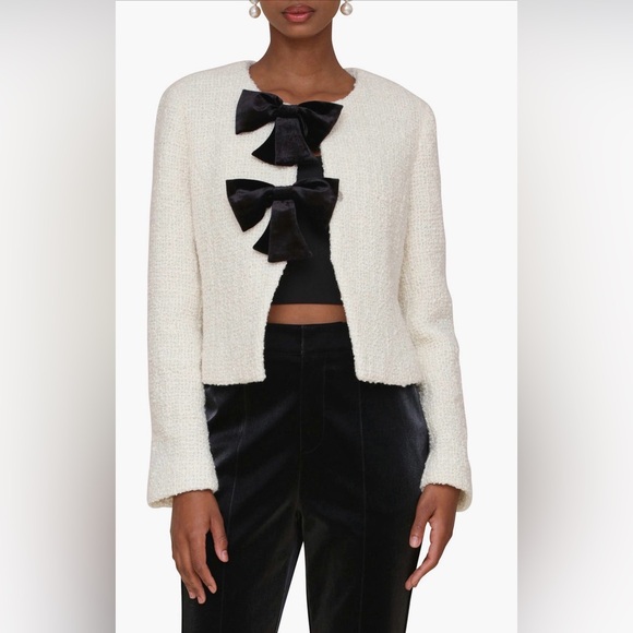 Avec Les Filles Jackets & Blazers - Avec Les Filles Cream Tweed Jacket Bow Detail Cropped Blazer | NWT Size XS